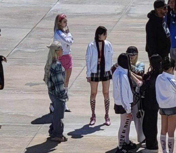 aespa disebut Karina dan back dancer