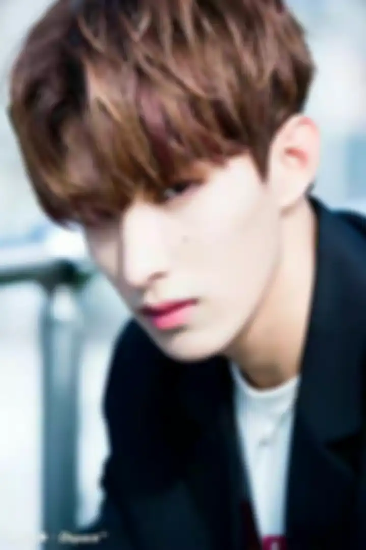 DK SEVENTEEN