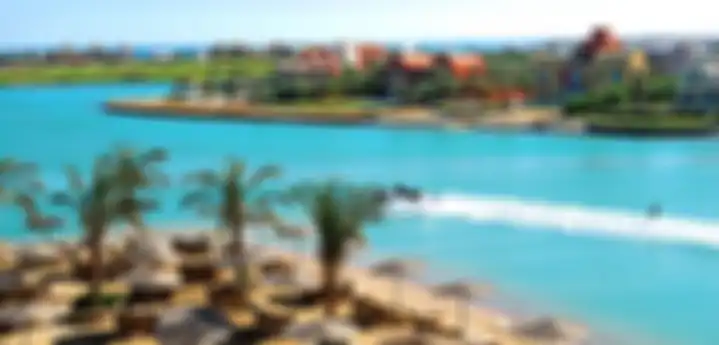 Pantai Mediterania, salah satu tempat yang bisa dikunjungi di Mesir