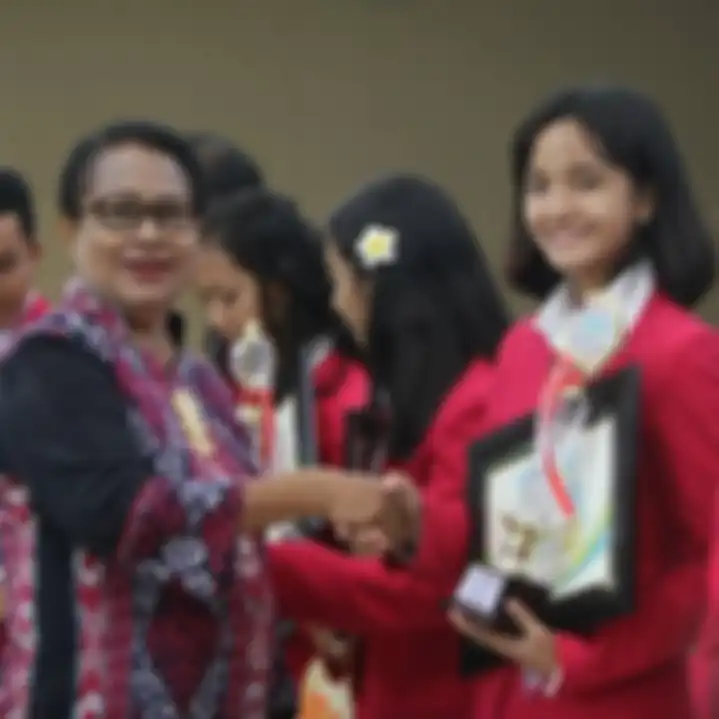 Nabila Ishma bersama Yohana Yembise yang pernah menjabat sebagai Menteri PPA dalam Kabinet Kerja 2014-2019