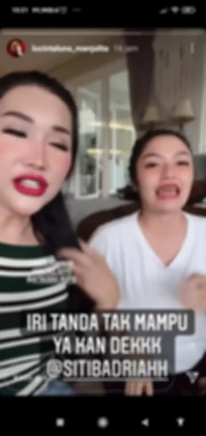 Lucinta Luna diduga ikut geram dengan perkataan Lesty Kejora yang menempatkan suara Siti Badriah berada di urutan paling bawah di bandingkan beberapa biduan lainnya.