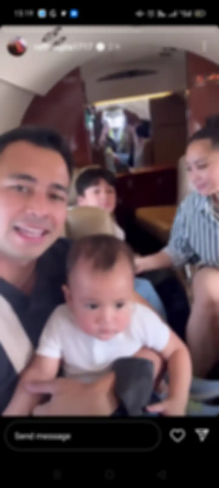 Raffi Ahmad boyong Nagita Slavina dan kedua buah hati mereka ke Yogyakarta naik jet pribadi untuk hadiri pernikahan Kaesang