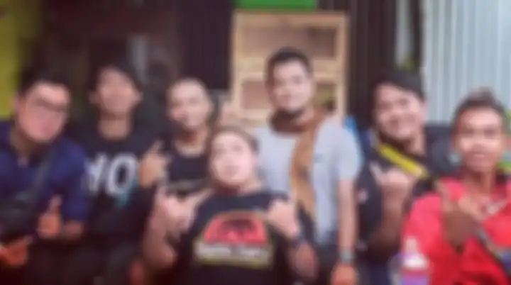 Foto jenazah Alprih Priyono diunggah di media sosial. Penyebab meninggalnya mantan asisten Panji Petualang bikin heboh.