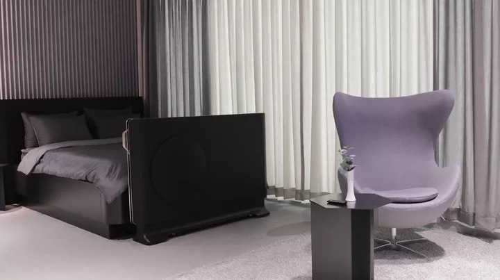 Letak bayangan tv transparan LG