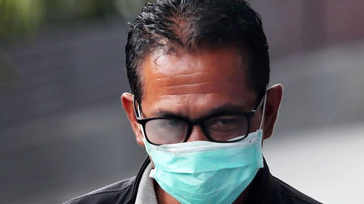Bupati Mesuji, Provinsi Lampung Khamami saat tiba di Kantor Komisi Pemberantasan Korupsi, Jakarta, K