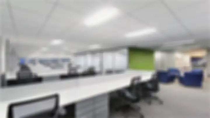 Konsep ruang terbuka atau open space dan teknologi lampu UV-C sebagai antisipasi penyebaran virus.