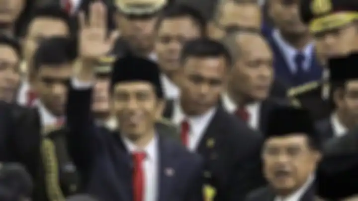 Presiden Joko Widodo bersama Wakil Presiden Jusuf Kalla usai pelantikan di Gedung DPR/MPR (20/10/2014).
