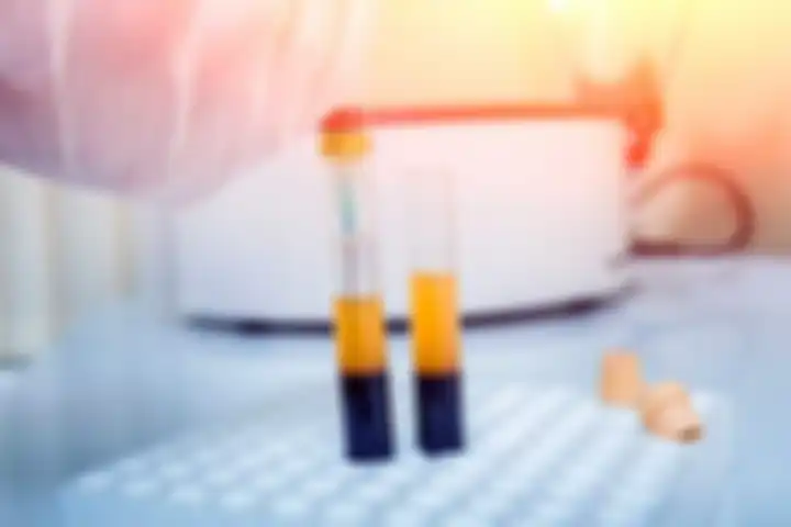 Guru Besar Kedokteran Unhas Sebut Plasma Darah Bisa Gantikan Vaksin