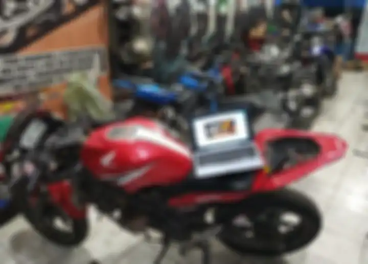 Proses remap ECU standar Honda CBR150R di bengkel Mahendra Motosport (MMS)