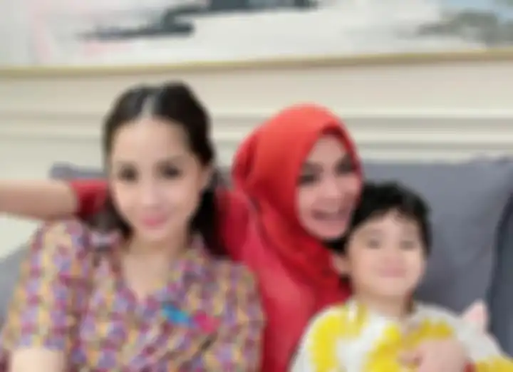 Nagita Slavina dan Mama Rieta