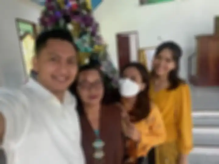 Tante Brigadir J meminta contoh kecil ini diungkap. Keterangan terkini dari Bareskrim bisa bikin gigit jari. Foto ajudan Ferdy Sambo ditangisi.