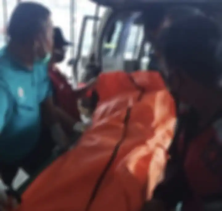 Foto tampang sopir bus kecelakaan maut di Tol Mojokerto sengaja disebarkan. Sopir bus yang positif sabu cuma luka ringan di bagian ini. 