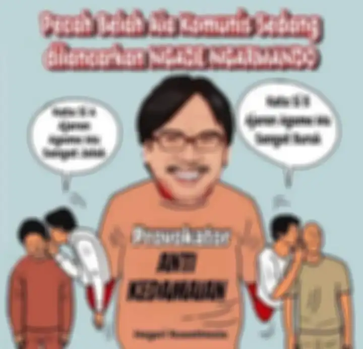 Foto Ade Armando dihujat habis-habisan oleh netizen di media sosial. Pemicunya, pernyataan salat 5 waktu bukan perintah tertulis di Al Aquran.
