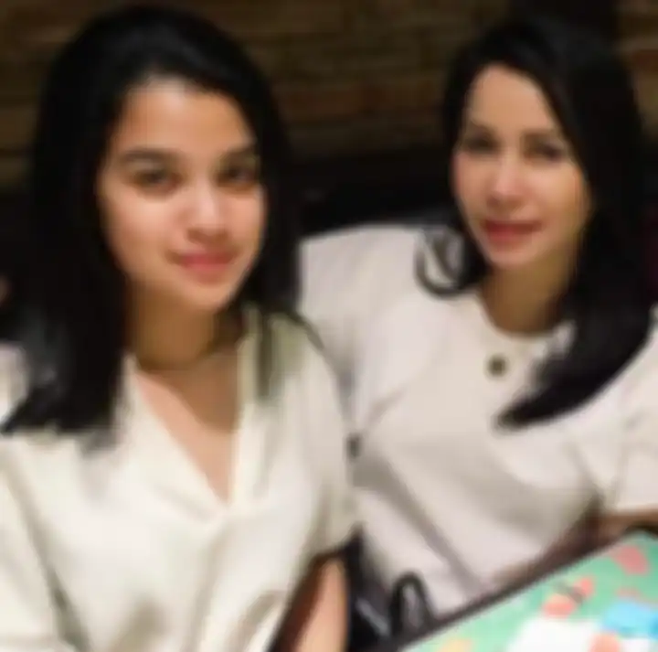 Shanna anak Iis Sugianto