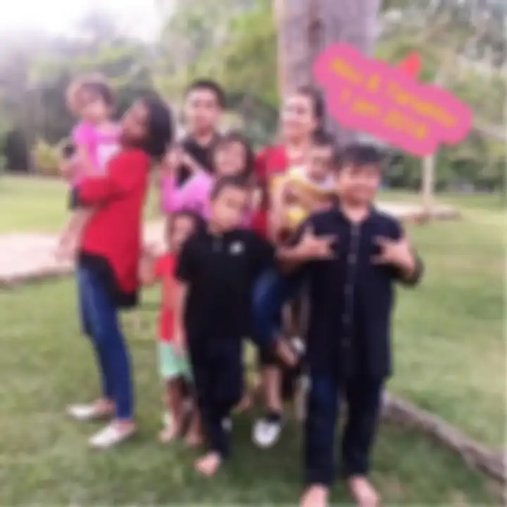 foto kebahagiaan Dwi bersama anak-anaknya