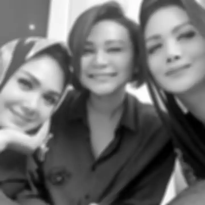Kedekatan Kartika Sary dengan sang kakak