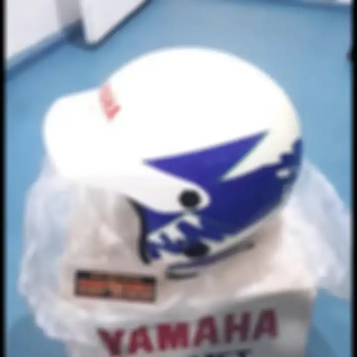 Helm lawas original Yamaha RX-King.
