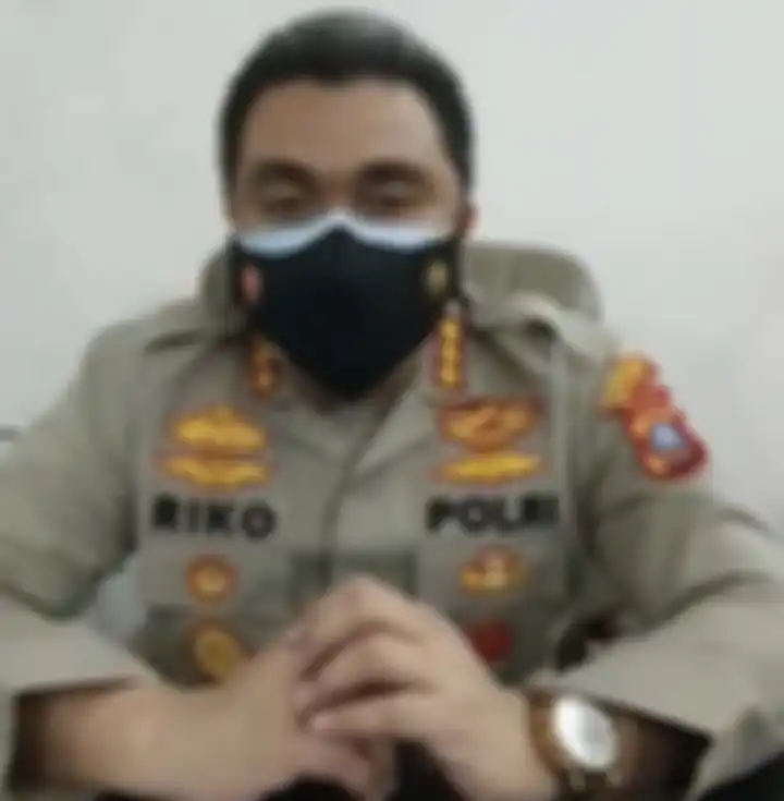 Irjen Ferdy Sambo sampai respons begini saat anak buah Kapolda Sumut Irjen Panca Putra disebut tampung uang suap. Foto sosoknya diunggah. 