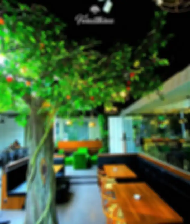 Cafe Deva Mahenra