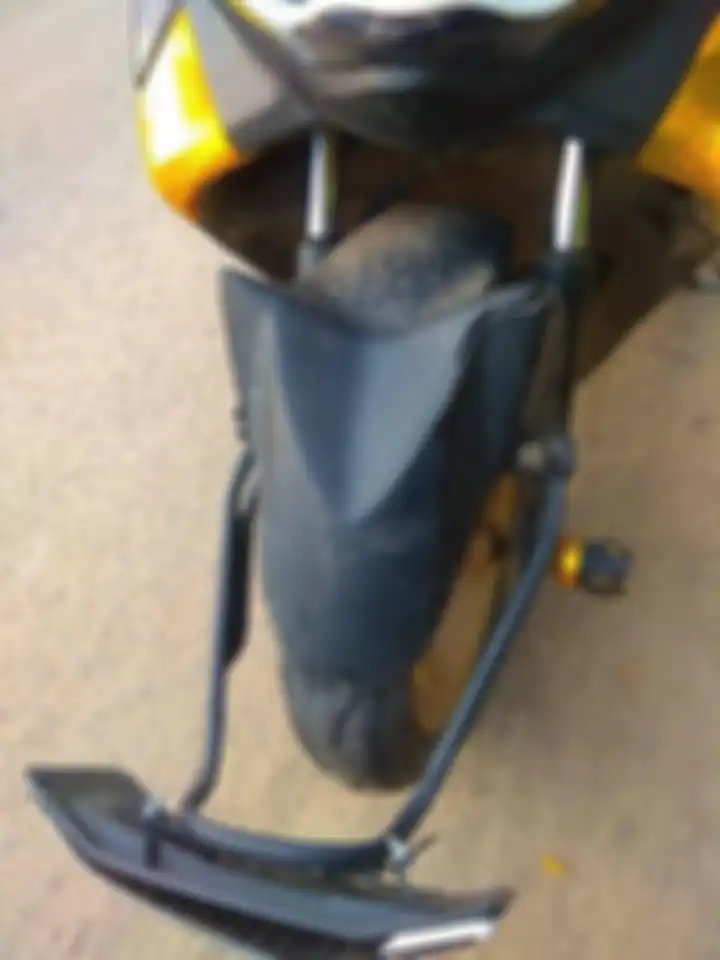 Dudukan pelat Nomor Yamaha NMAX aftermarket bikin celaka pengguna