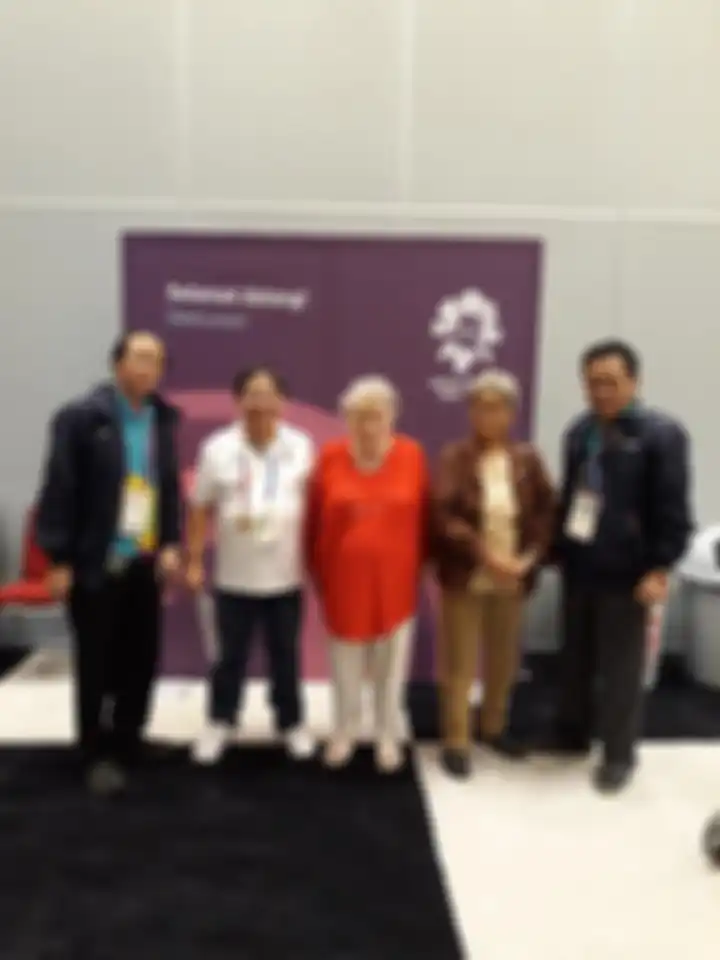 Ibunda Yapto Soerjosoemarno Dolly Zegerius pernah menjadi atlet bridge yang membela Indonesia di SEA Games 1980. 