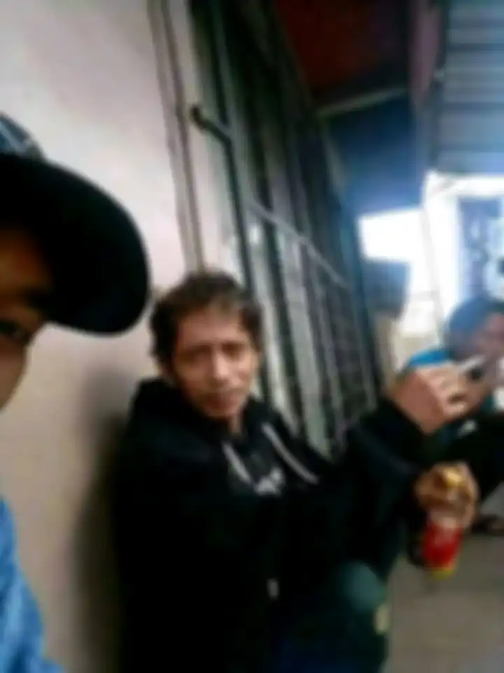 Foto mirip Valentino Rossi, dibilang sedang menunggu JHT cair.