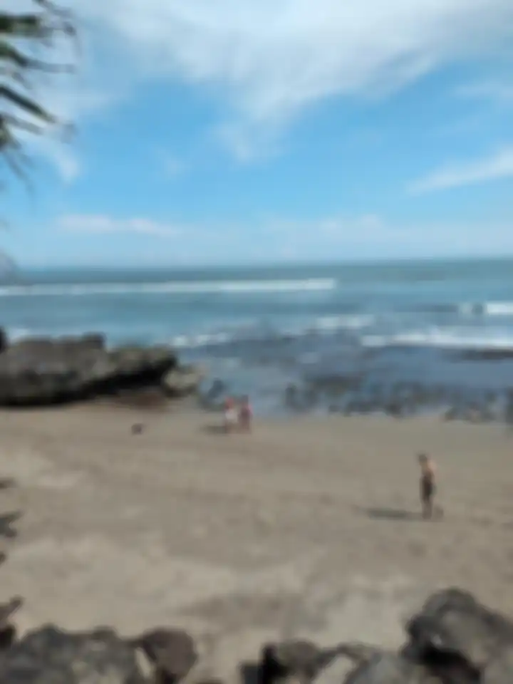 7 foto tempat wisata estetik di Canggu Bali. Tentu saja, wajib masuk daftar liburan tutup tahun. 