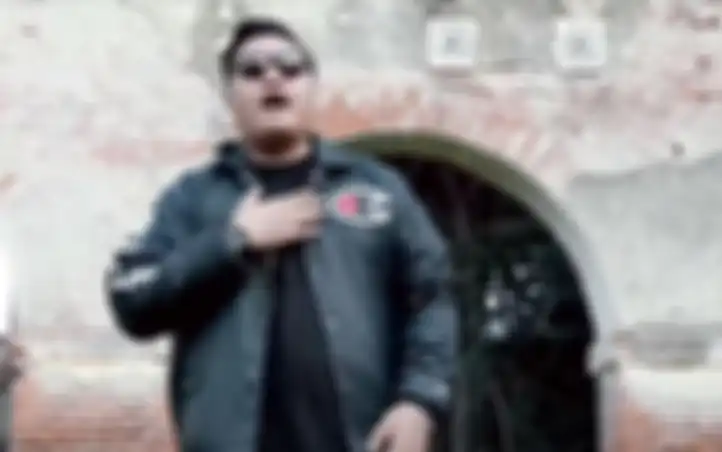 Foto Denny Caknan, pedangdut populer yang dekat dengan Happy Asmara