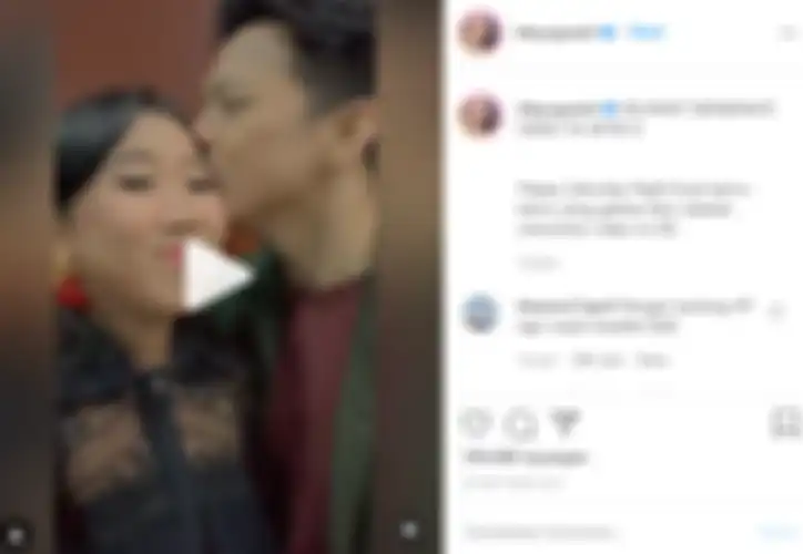 Potret Ariel NOAH mencium Kiky Saputri