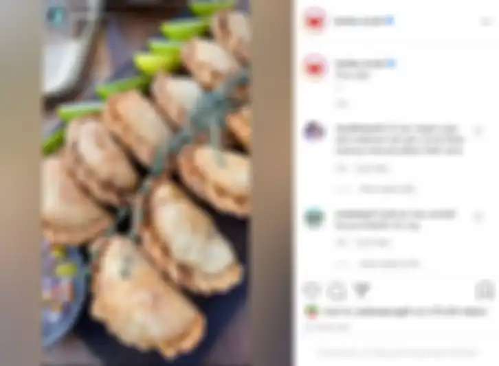 Postingan Instastory Dua Lipa yang menampilkan kue pastel