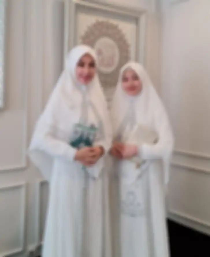 Gaya kompak Aquene Djorghi bareng sang bunda, Annisa Trihapsari