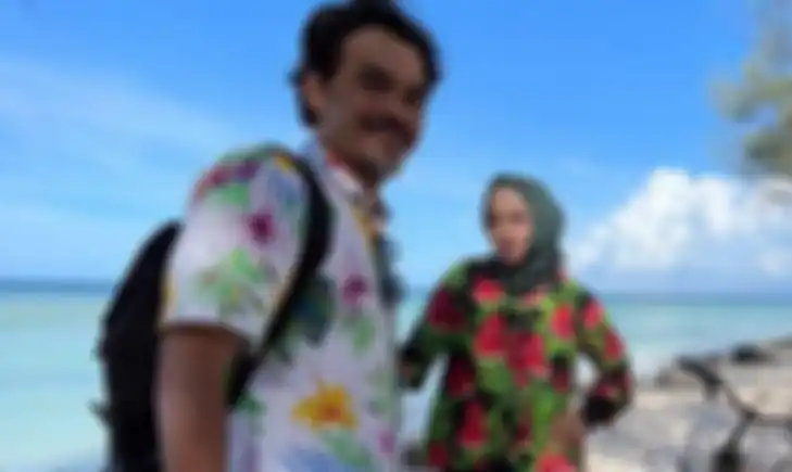 Teddy Syach dan Rina Gunawan