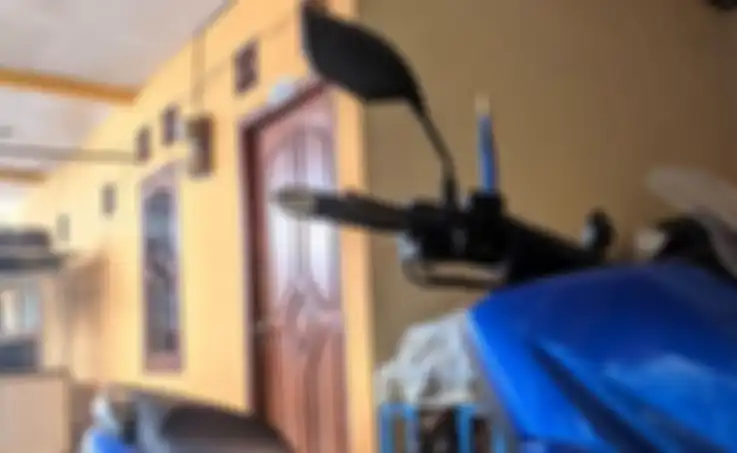 Spion Honda PCX 150 di Yamaha NMAX