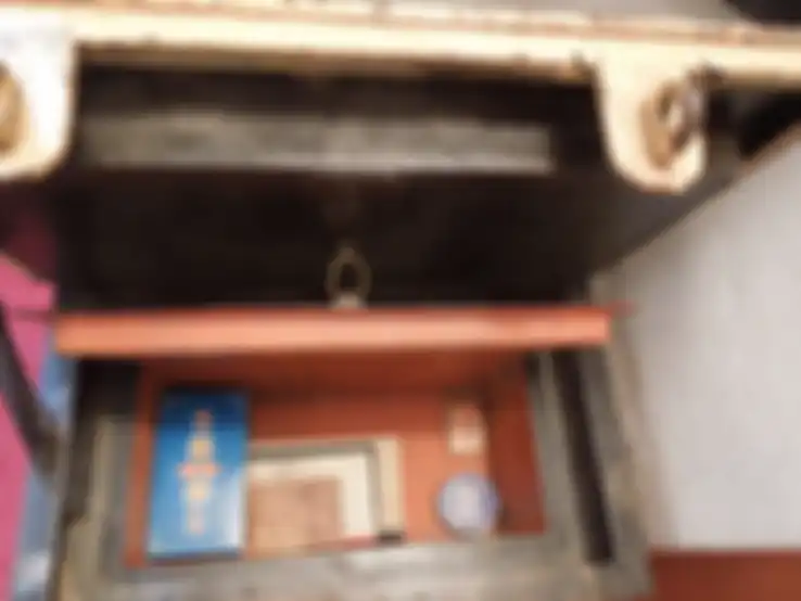 Kotak misterius yang ditemukan 