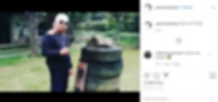Gideon saat melakukan lempar kapak