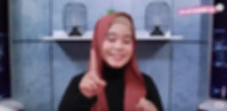 Tutorial pakai pashmina buat pipi chubby