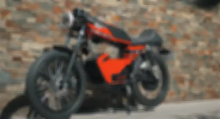 Famel E-FX meluncur pakai basis motor jadul XF-17.