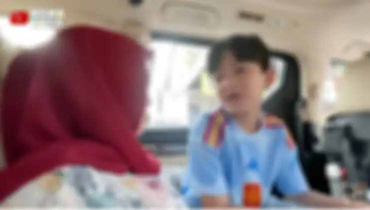 Rafathar bocorkan rahasia Nagita Slavina dan Raffi Ahmad di depan Mama Rieta