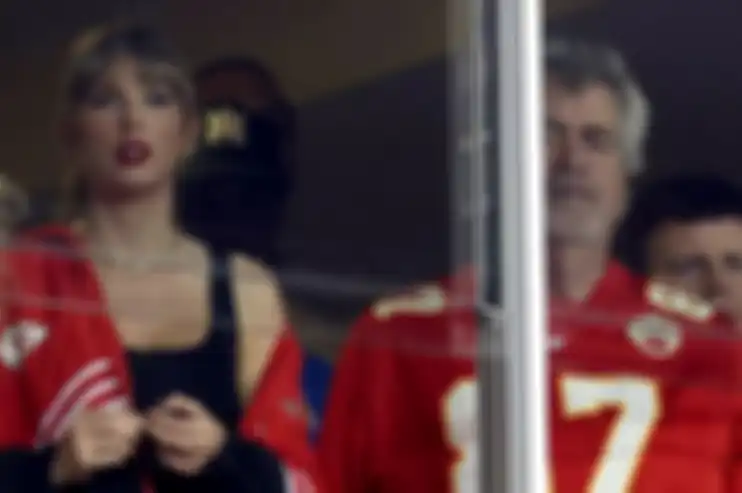 Ayah Travis Kelce dan Taylor Swift