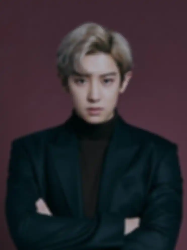 Gaya rambut Comma Hair.