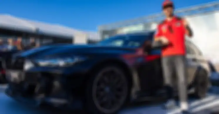 Pecco Bagnaia mendapatkan BMW M3 Competition Touring usai jadi poleman terbaik di MotoGP 2022