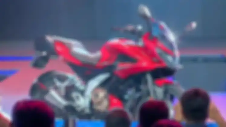 Bajaj Pulsar F250 meluncur di India.