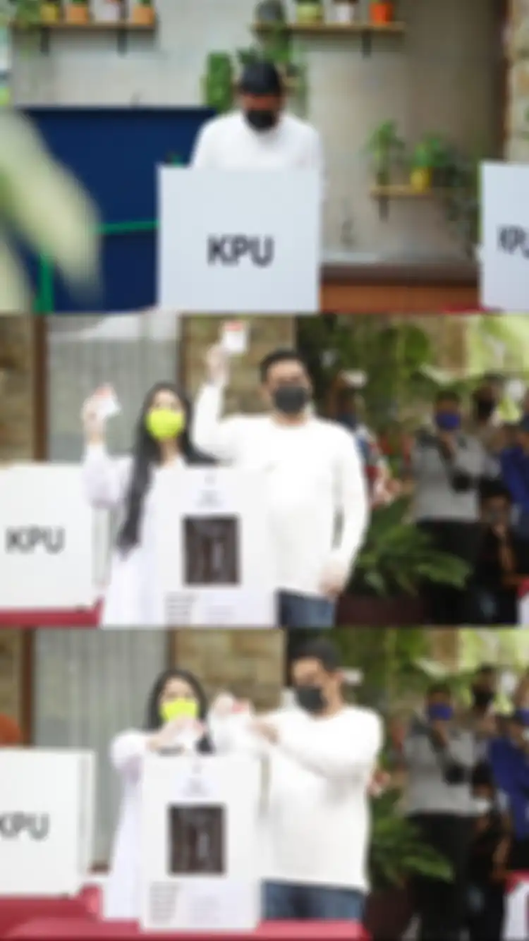Kahiyang Ayu dan Bobby Nasution saat Nyoblos di TPS