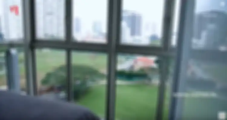 Pemandangan dari apartemen Sarah Sechan