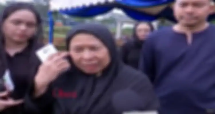 Ibunda Ashraf Sinclair