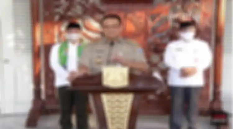 Anies Baswedan dapat kritikan terkait dugaan kejanggalan dana anggaran penanganan covid-19.
