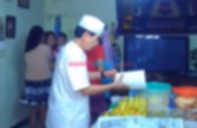Ruang makan di rumah Malih Tong Tong