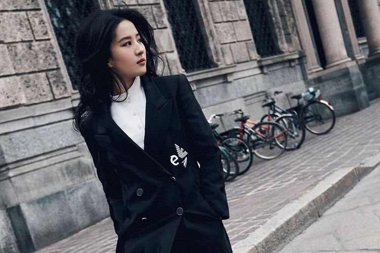 Foto Instagram Liu Yifei