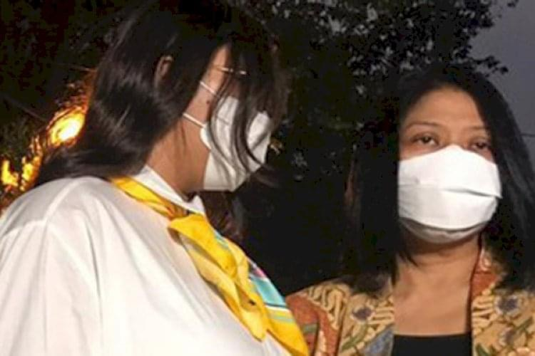 Putri Candrawathi akhirnya muncul. Keluarga Birgadir J cuma punya satu permintaan buat istri Ferdy Sambo.  Foto squad eks Kadiv Propam disebarkan.