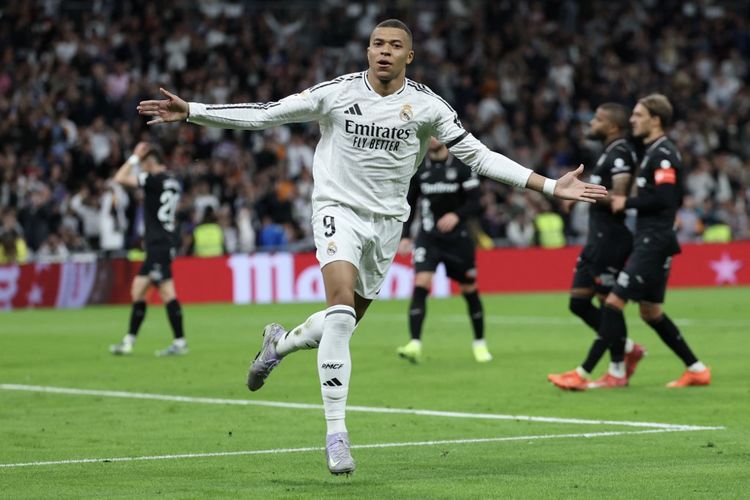 Kylian Mbappe OTW Hancurkan Rekor Gol Cristiano Ronaldo, Cuma 1 Hal yang Bisa Gagalkan Ballon d'Or 2026 - Semua Halaman - Bolasport.com